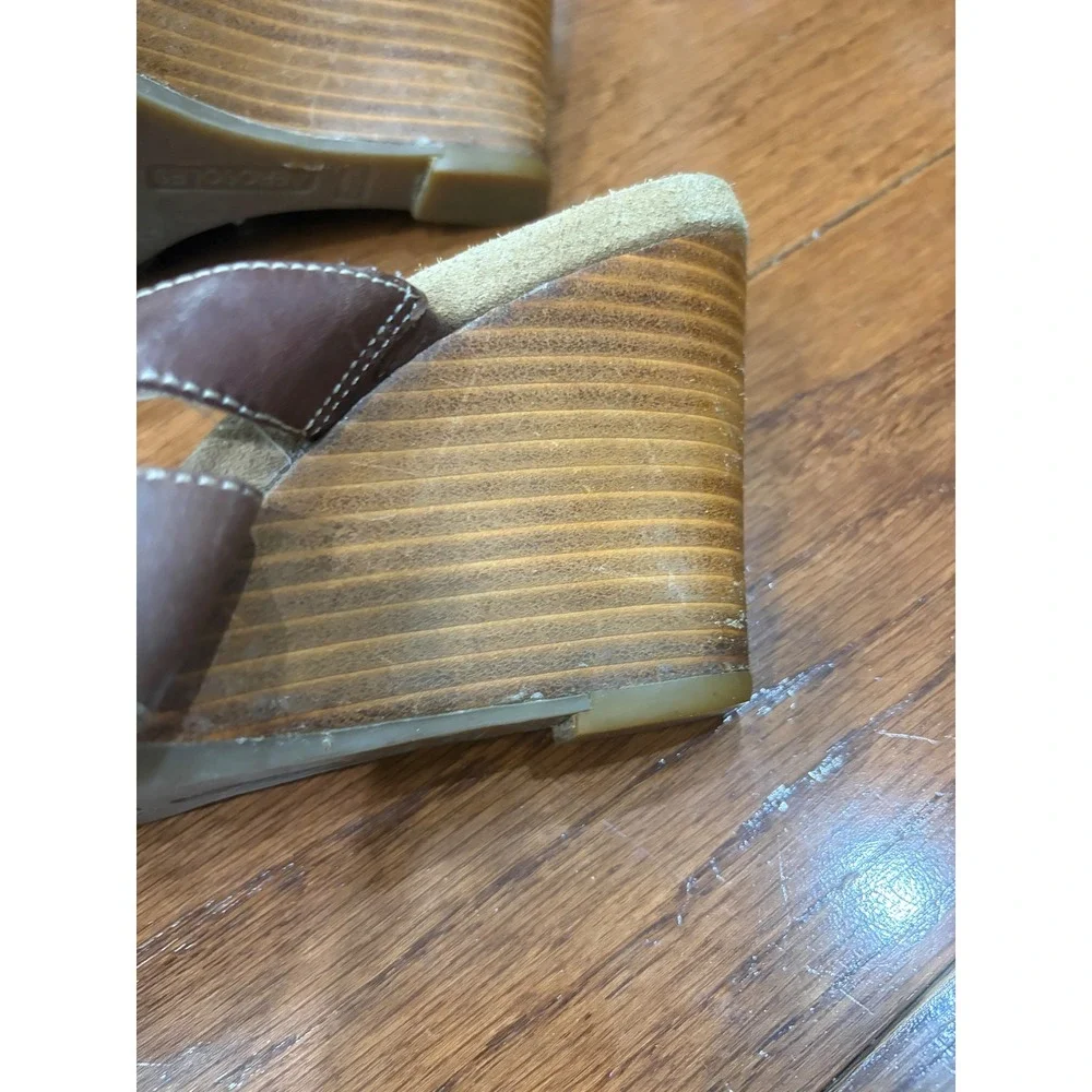 Aerosoles Wedge Sandals Women Size 8.5 Brown Leather‎ Strappy Slip On Wood Heel